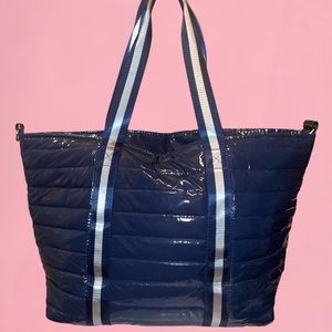 NWOT Large Navy Puffer Tote with Optional Crossbody Strap